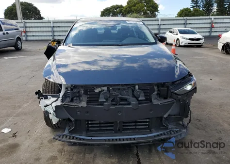 2025 Mazda 3 Select Sport z USA, uszkodzony, nr VIN JM1BPABM4S1760441